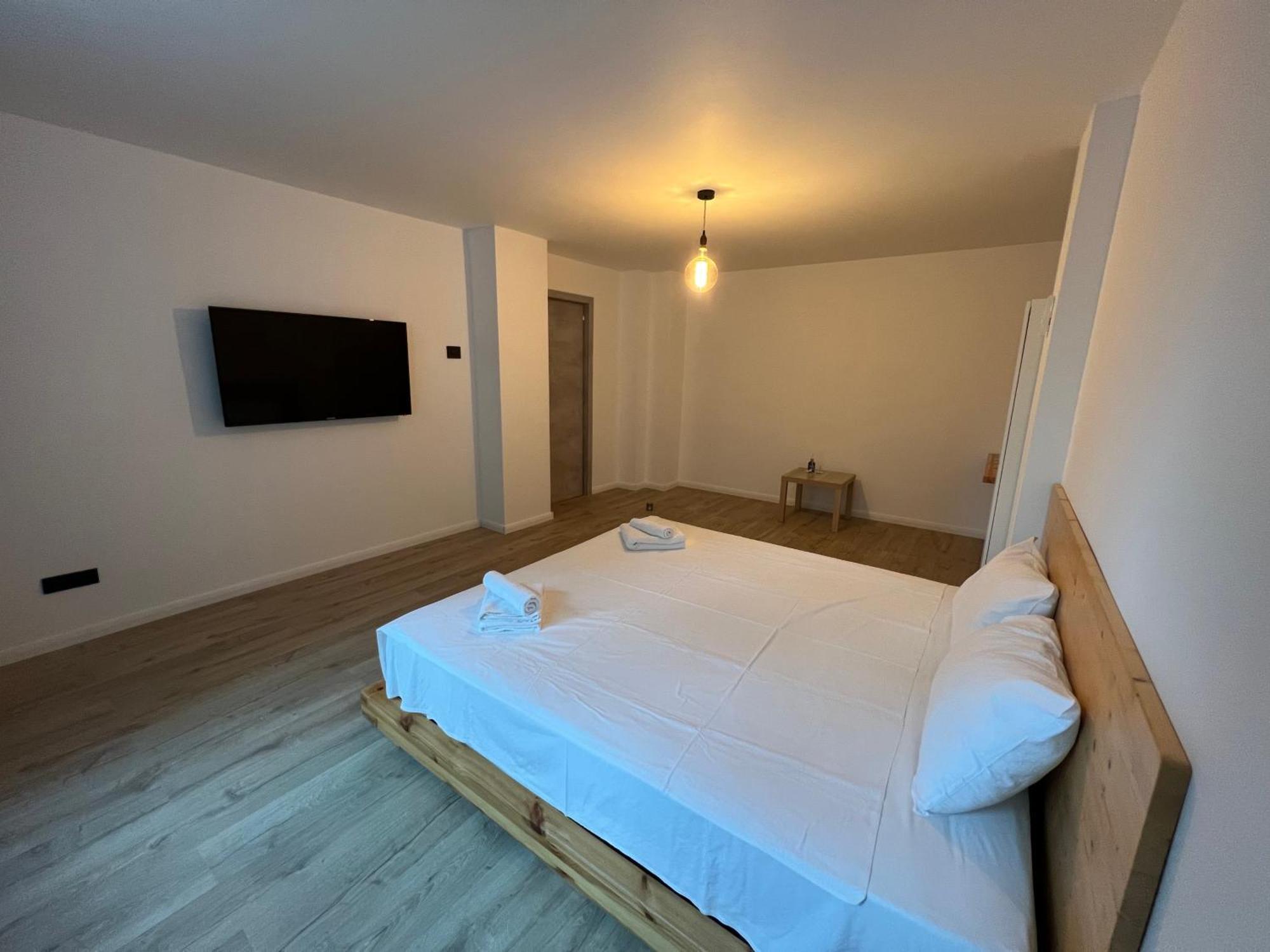 Appartamento Ella Apart Constanţa Esterno foto